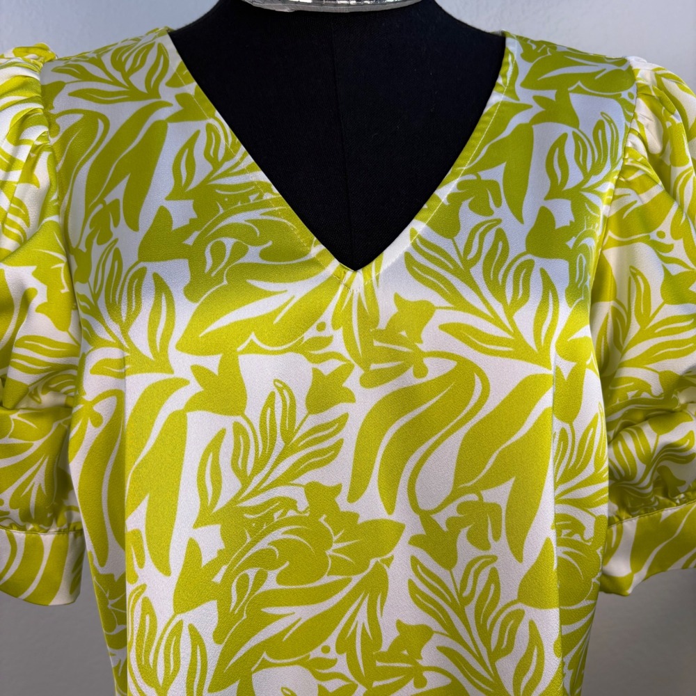 CeCe Yellow White Floral V-Neck Puff Sleeve Blouse - Picture 11 of 13